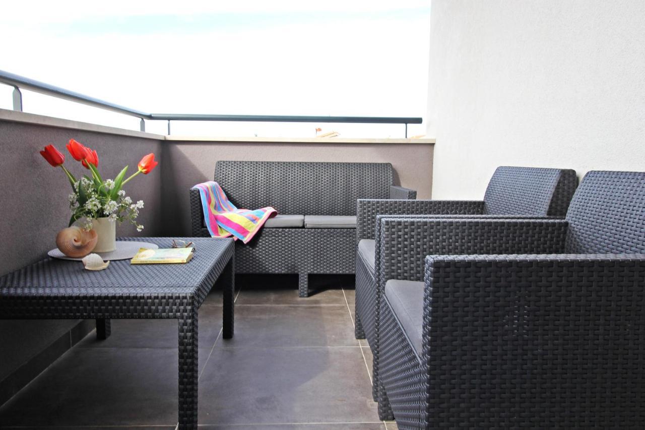 Blue Lagoon Apartments Zadar Exterior photo