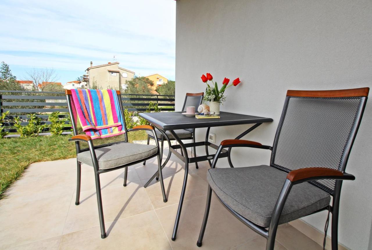 Blue Lagoon Apartments Zadar Exterior photo